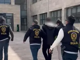 Hırsızlık suçundan 25 yıl hapis cezasıyla aranan şahıs yakalandı
