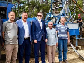 Hisarcık Aşağı Yoncaağaç köyünün su ihtiyacı için sondaj çalışması sürüyor
