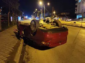 Hızlı otomobil, ortalığı savaş alanına çevirdi

