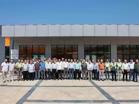 Honaz’da muhtarlarla buluşan Çavuşoğlu; "Birlikte karar vereceğiz, birlikte çalışacağız"
