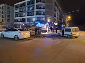 İki kamyonetin çarpışması sonucu 2 kişi yaralandı
