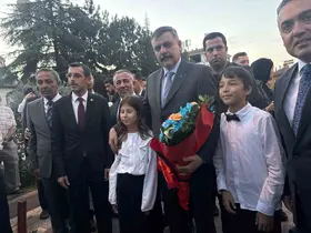 İçişleri Bakanı Çiftçi, 28 yıl önce görev yaptığı ilçeyi ziyaret etti
