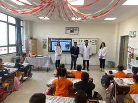 İdil Milli Eğitim Müdürü Arslan, sınıflarda öğrencilerin taleplerini dinledi
