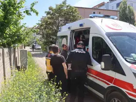 Iğdır’da çatı katı yangınında anne ve down sendromlu çocuk dumandan etkilendi
