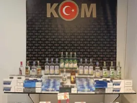 Iğdır’da yolcu otobüslerinde kaçak ürün operasyonu
