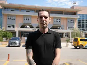 İkiz çocuklarını alamayan babanın feryadı: "Çocuklarımın bana verilmesini istiyorum"
