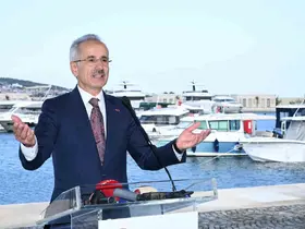 İlk yerli tarama gemisi suya indi
