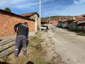 İnönü’nün dış mahallelerinde temizlik çalışması

