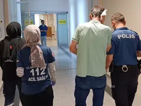 İnşaattan düşen malzeme yayaya isabet etti: 1 yaralı