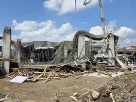 İnşatta beton dökülürken kalıp çöktü: 1 işçi yaralandı
