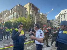 İran, Tel Aviv’i vurdu: 6 yaralı
