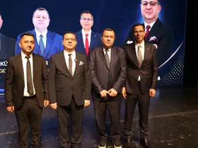İş adamı Eken, adaylarını tanıttı

