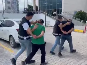 İskenderun’da hapis cezasıyla aranan 2 şahıs yakalandı
