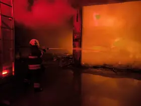İskenderun’da metruk bina yangını
