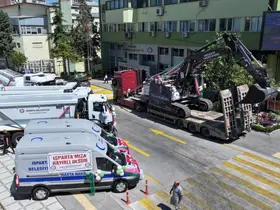 Isparta Belediyesi’nin araç filosuna 6 yeni araç ve iş makinesi kazandırıldı
