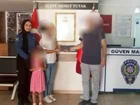 Isparta’da duyarlı vatandaş bulduğu cüzdanı polise teslim etti
