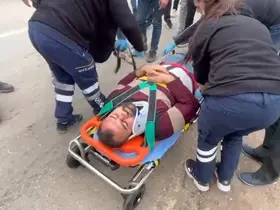 Isparta’da elma yüklü çekici kanala devrildi: 1 yaralı
