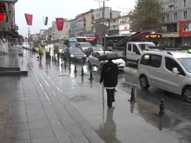 İstanbul güne sağanak yağışla başladı
