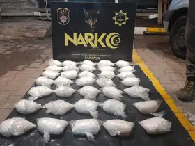 İstanbul’a 17 kilo zehir götürecekti, Sakarya’dan çıkamadı
