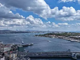İstanbul’da gün boyu süren bulutların geçişi görüntülendi
