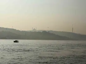 İstanbul’da sis boğaz çevresinde etkili oluyor
