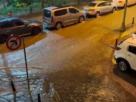 İstanbul’da yollar göle döndü
