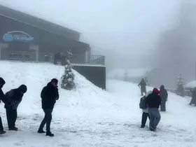 İstanbul’un yanı başındaki şehirde bahar ayında kar kalınlığı 12 santimetreye ulaştı
