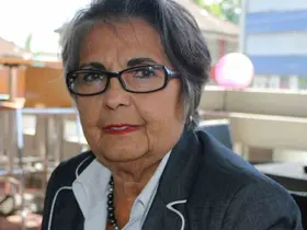 İsviçre’de Türk kadınlarının öncü ismi Hidayet Aladağ ‘Ahde Vefa’ ile anıldı
