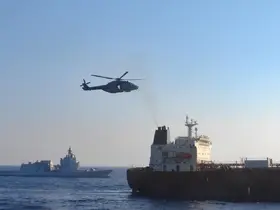 İtalya’dan Rusya’nın "gölge filosuna" ait olduğu öne sürülen petrol tankerine operasyon
