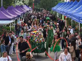 İzmir çiçek gibi açacak
