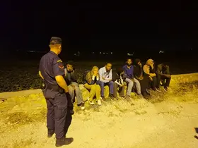 İzmir’de 36 düzensiz göçmen yakalandı
