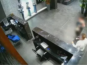İzmir’de dijital fuhuş ağına operasyon: 4 tutuklama
