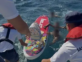 İzmir’de kürek sörfü yaparken denizde sürüklenen 5 kişi kurtarıldı
