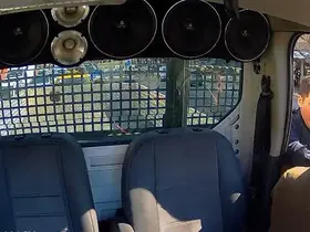 İzmir’de sürücüye darp olayıyla ilgili polislere idari işlem
