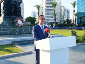 İzmir’de yeni eğitim öğretim yılı törenle başladı
