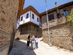 İzmir’in tarihi mirasına koruma kalkanı
