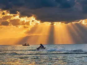 İznik Gölü’nde adrenalin zirve yaptı
