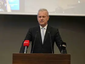 İZTO Başkanı Özgener güven tazeledi
