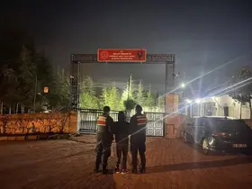 Jandarma aranan 42 kişiyi yakaladı