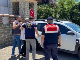 Jandarma ekipleri, aranması bulunan 23 şüpheliyi yakaladı
