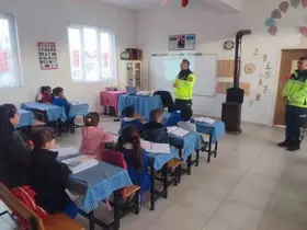 Jandarmadan öğrencilere trafik eğitimi
