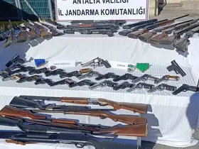 Jandarmadan Silah Operasyonu: 30 tabanca, 27 av tüfeği ele geçirildi
