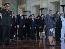 Japonya Prensesi Akiko Anıtkabir’i ziyaret etti
