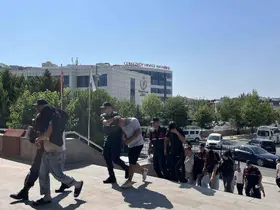 Kadın kıyafeti giydirip şantaj yaptılar: 6 gözaltı
