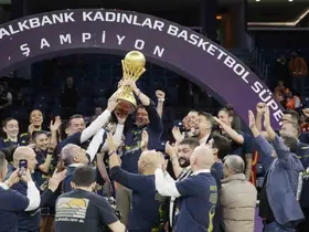 Kadınlar basketbolda şampiyon Fenerbahçe
