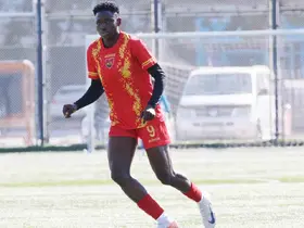 Kafayat Atoke Başhıru, 3 maçta  9 gol attı
