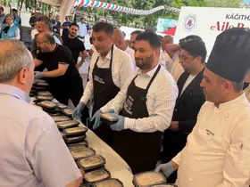 Kağıthane Belediyesinin "Aile Bayramlaşması" etkinliğinde 20 bin vatandaş bir araya geldi
