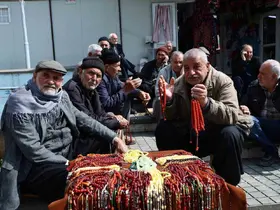Kahramanmaraş’ta Ulu Cami Meydanı’nın müdavimleri
