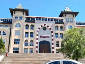 Kahramanmaraş’taki okul saldırısı davasında anne ve babanın tutukluluğuna devam