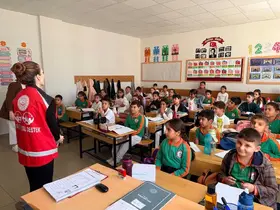 Kahta’da öğrencilere akran zorbalığı eğitimi verildi
